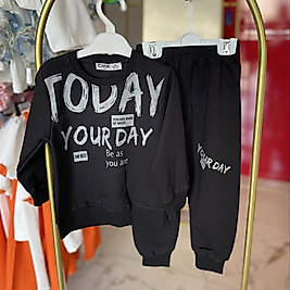 Today baskılı siyah takım