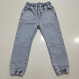 Paçası manşetli kot pantolon