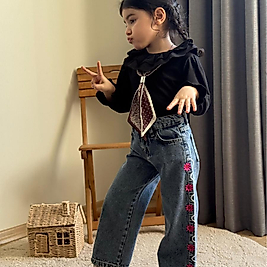 3/10 yaş Çicek nakışlı buz mavi likralı denim kot takım