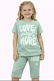 5-8 yaş arası %100 pamuklu kaprili takım