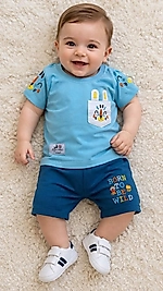 Pamuklu şort ve tişörtlü takım