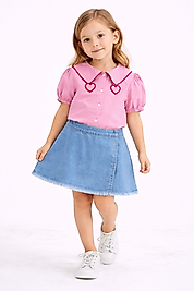 Yakası kalp detaylı şort etekli 4-10 yaş arası gömlekli takım