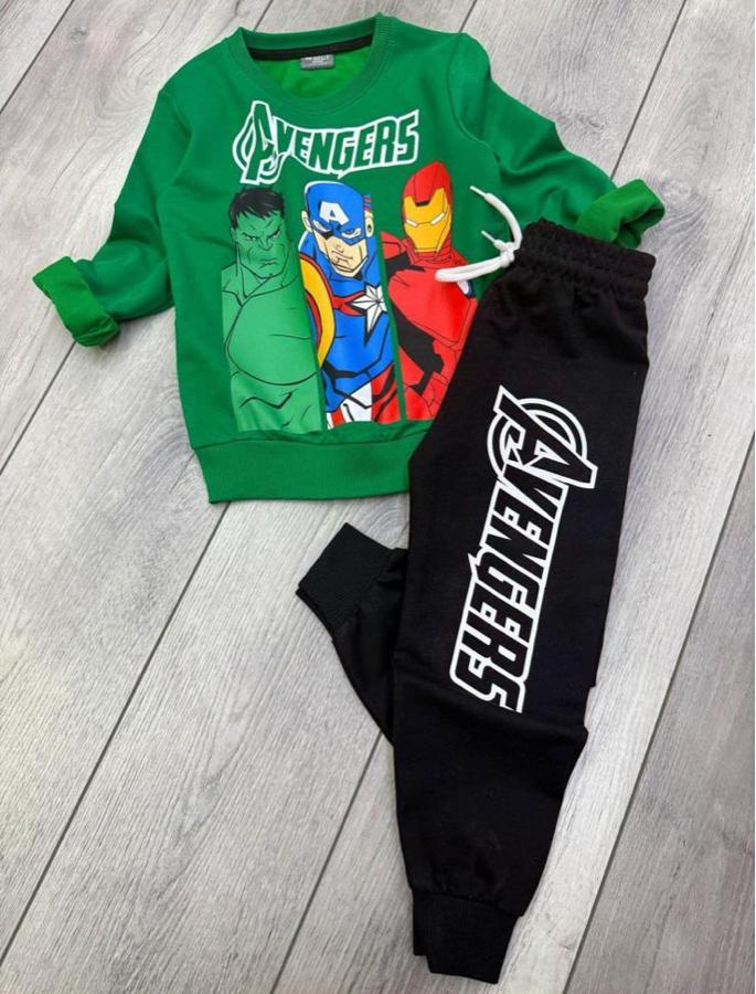 Avengers baskılı takım