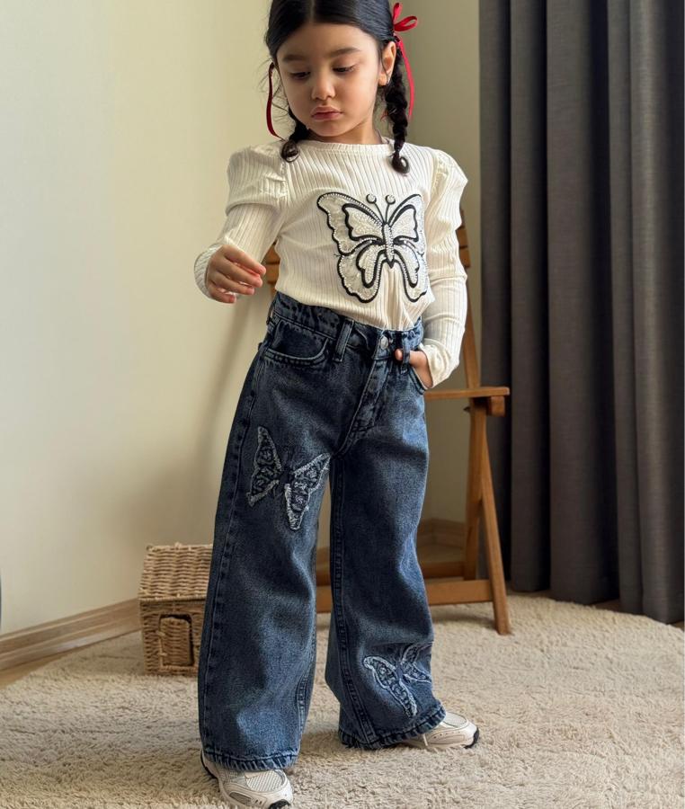 4/6 yaş arası Kelebek figürlü kot pantolon takımı