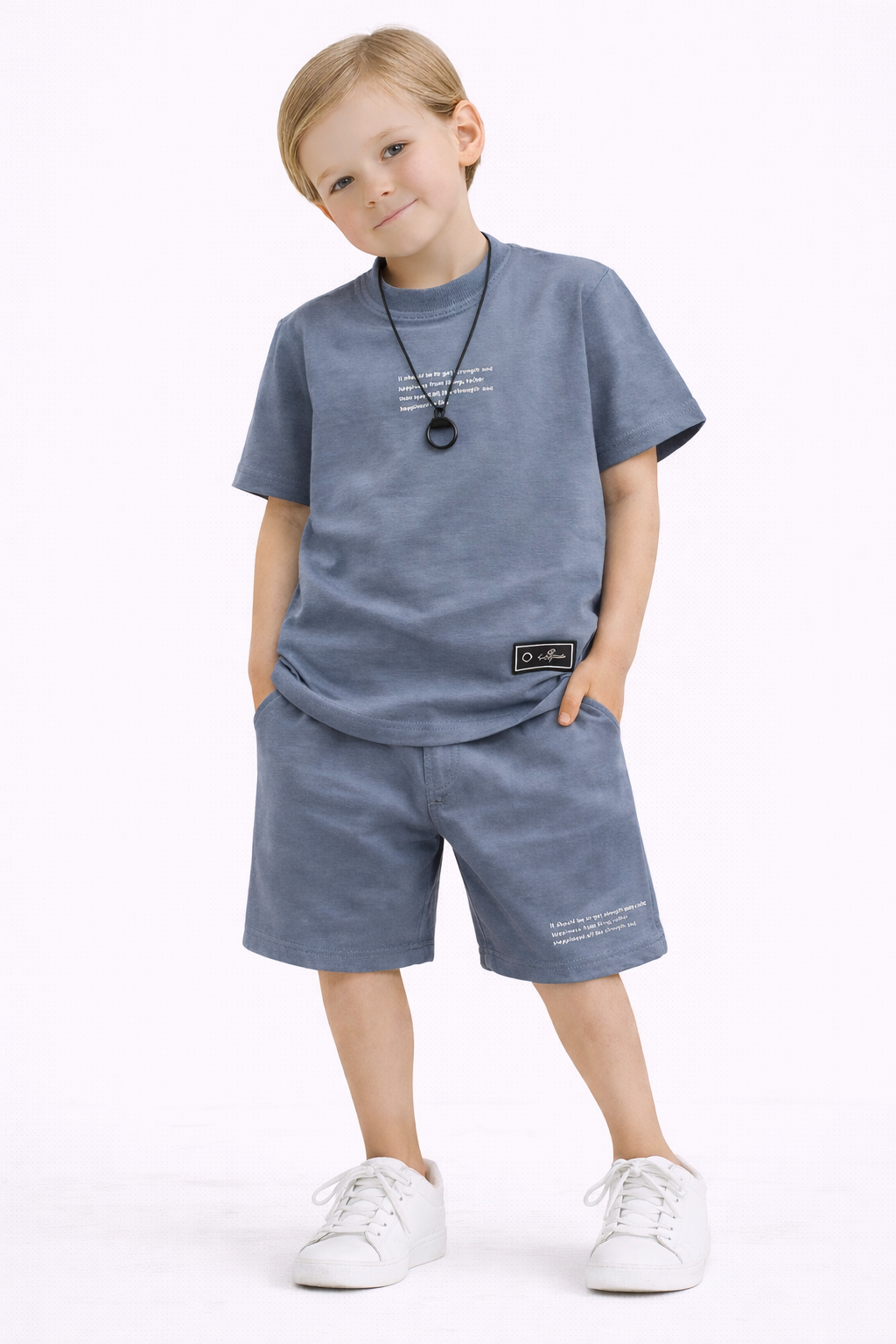 Kolye hediyeli 7-9 yaş arası erkek pamuklu takım