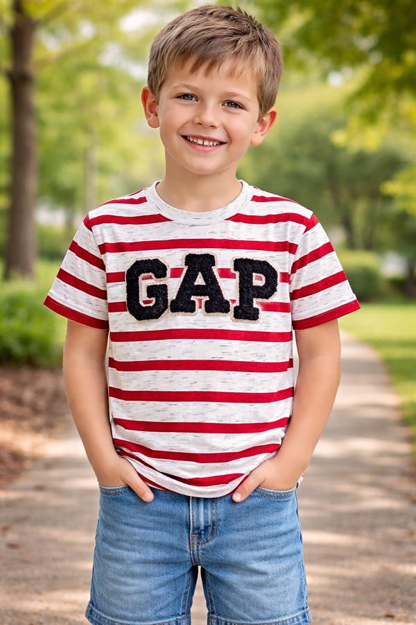 3-11 yaş arası GAP kırmızı çizgili erkek çocuk tişört