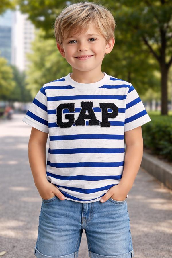 4-8 yaş arası GAP mavi çizgili erkek çocuk tişört